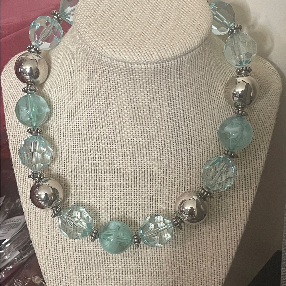 Necklace Beaded Silver & Aqua Crystal